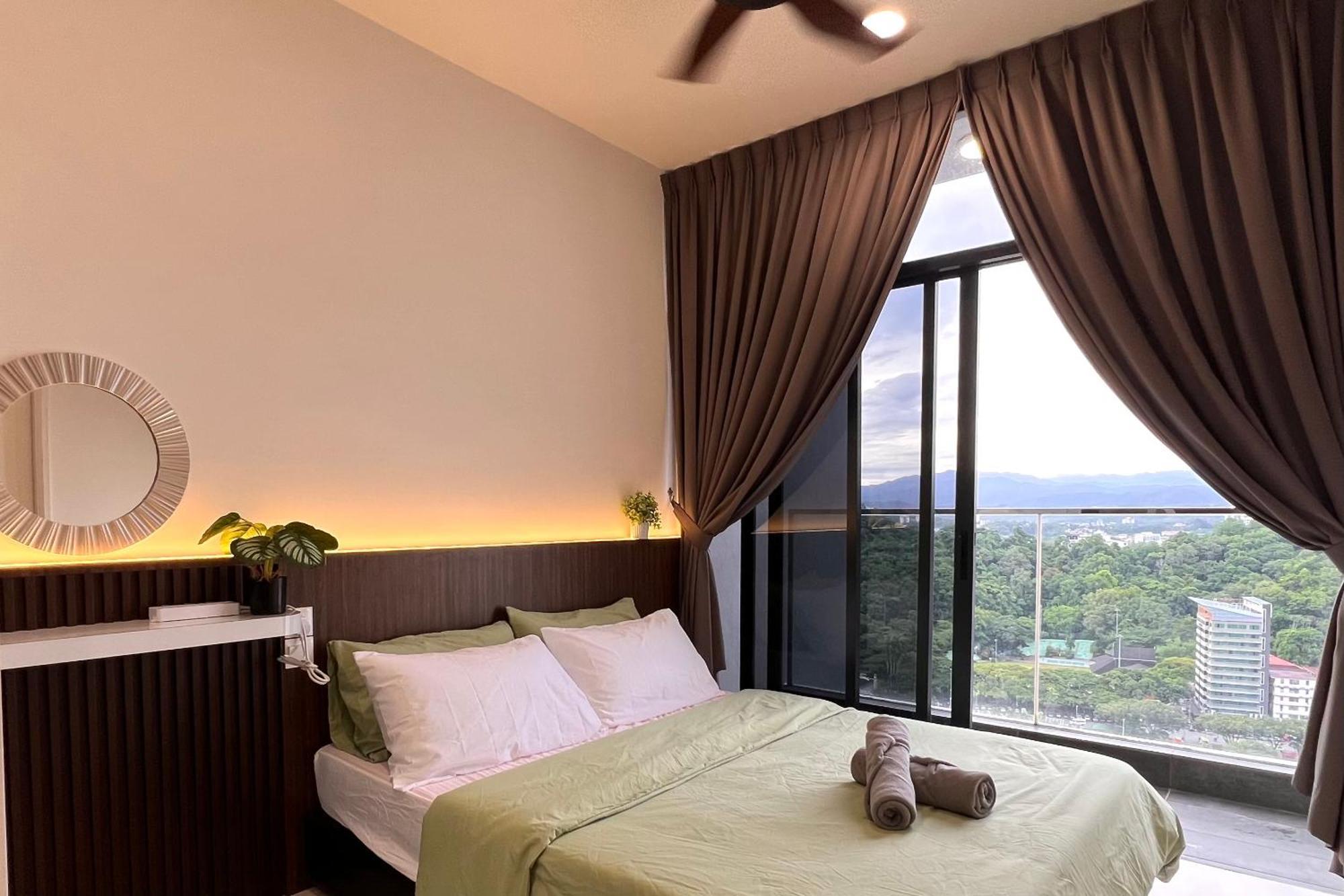 The Shore Executive Suites By Ys Luxury Kota Kinabalu Exterior photo